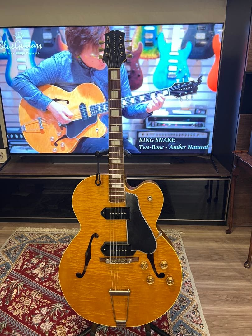 ギター KING SNAKE Two-Bone Amber Natural