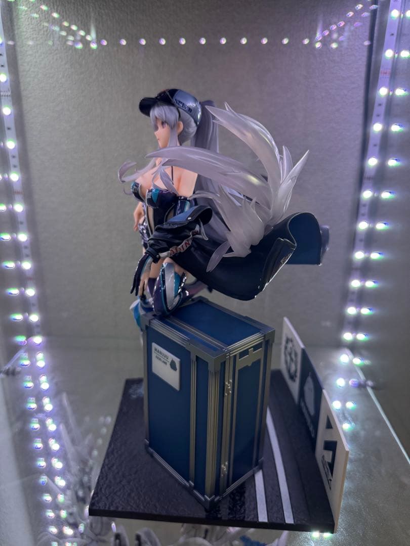 ひ*ら様 エンタープライズ　　ウインドウウォッチャー　1/7スケールフィギュア