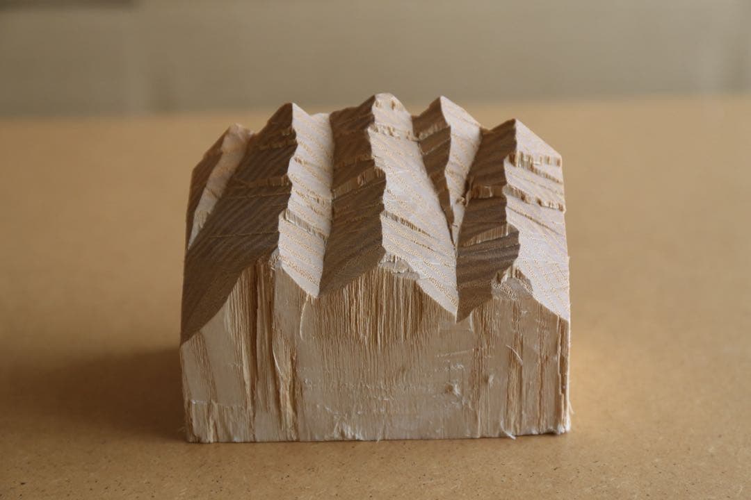 高野夕輝 日高山脈 山脈 木彫り熊 彫刻 木彫 オブジェ 作家 1