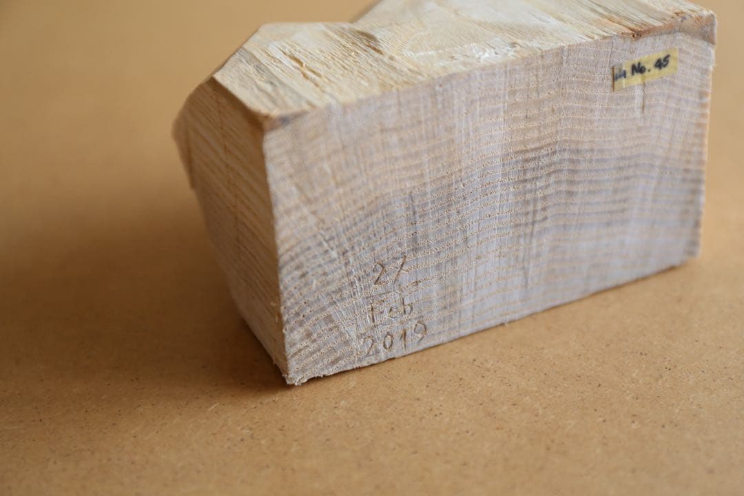 高野夕輝 日高山脈 山脈 木彫り熊 彫刻 木彫 オブジェ 作家 1