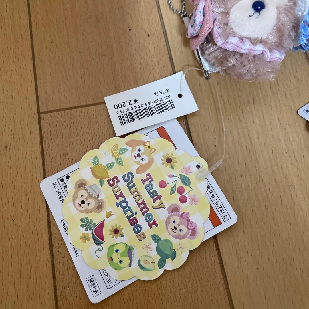 テイスティーサマーサプライズ シェリーメイ　ダッフィー ぬいぐるみバッジ