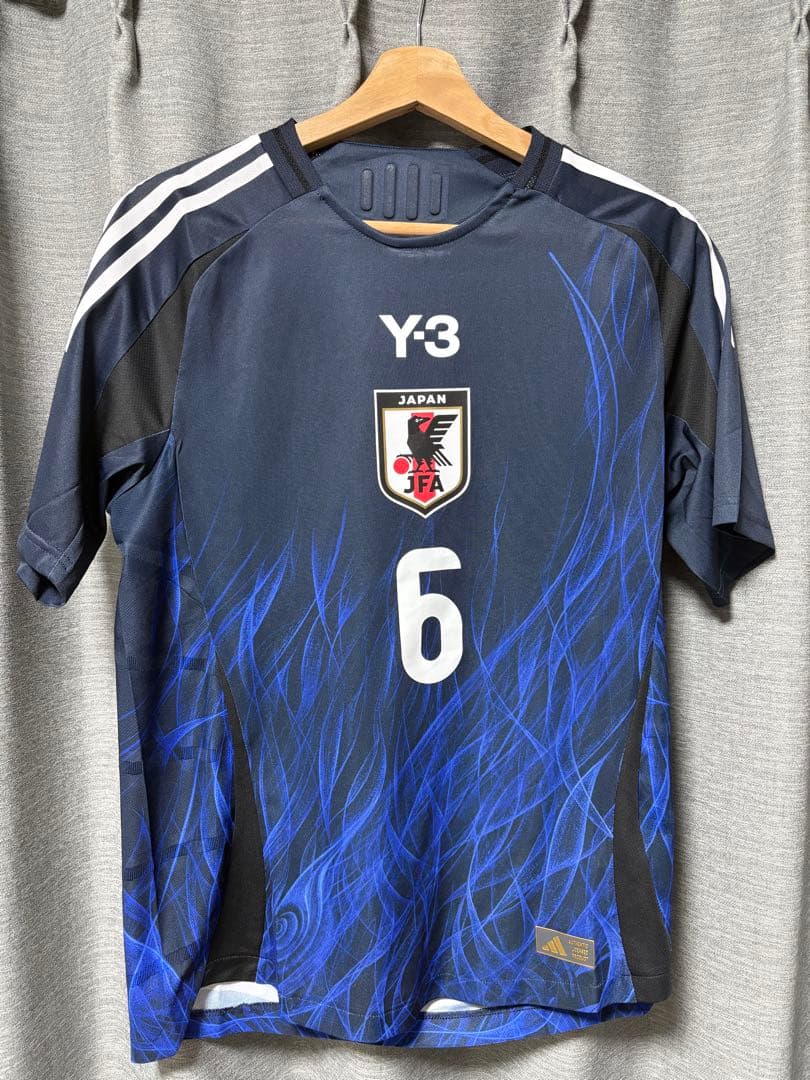 サッカー日本代表　遠藤航　authenticユニフォーム