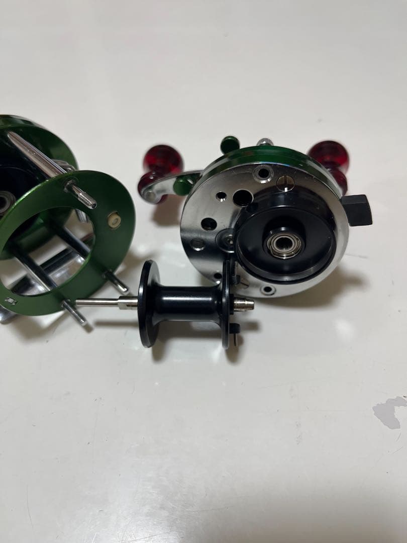 アブ　ABU アンバサダー　2500c グリーン