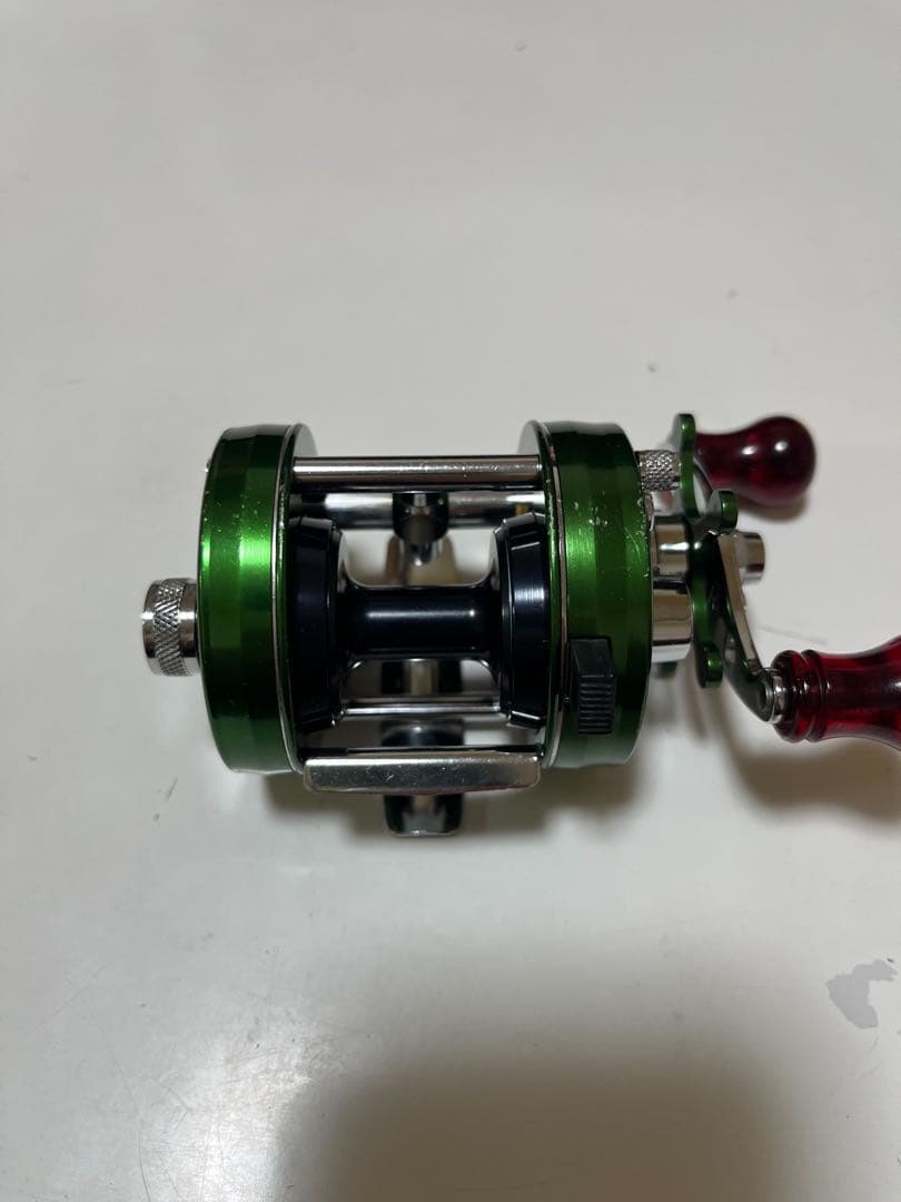 アブ　ABU アンバサダー　2500c グリーン