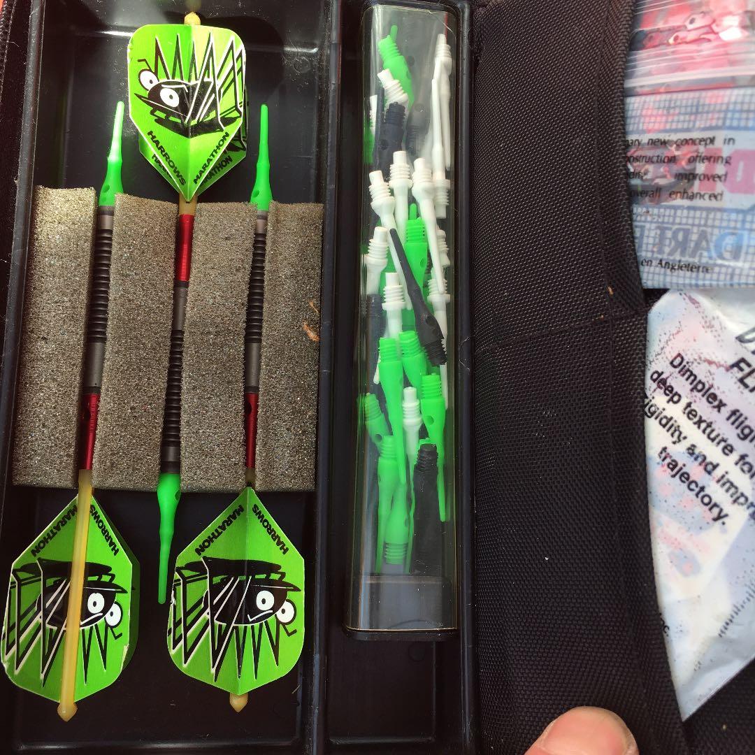 ダーツセットケース付き