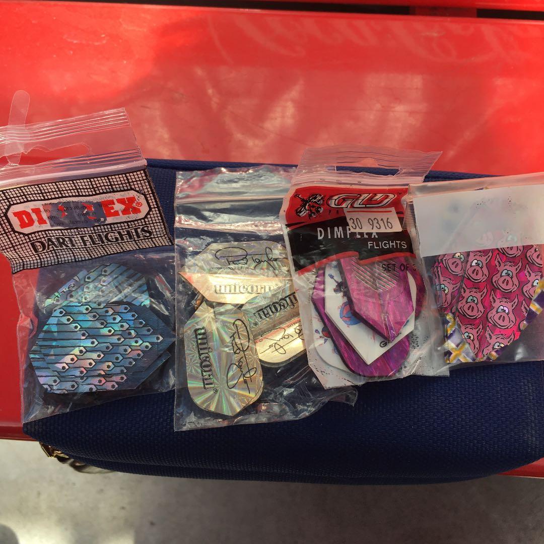 ダーツセットケース付き