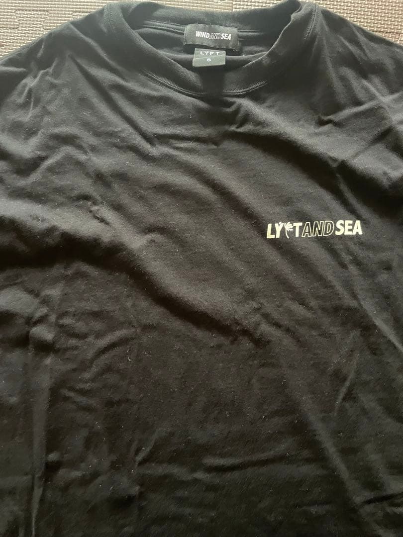 Lyft wind and sea コラボ　シャツ