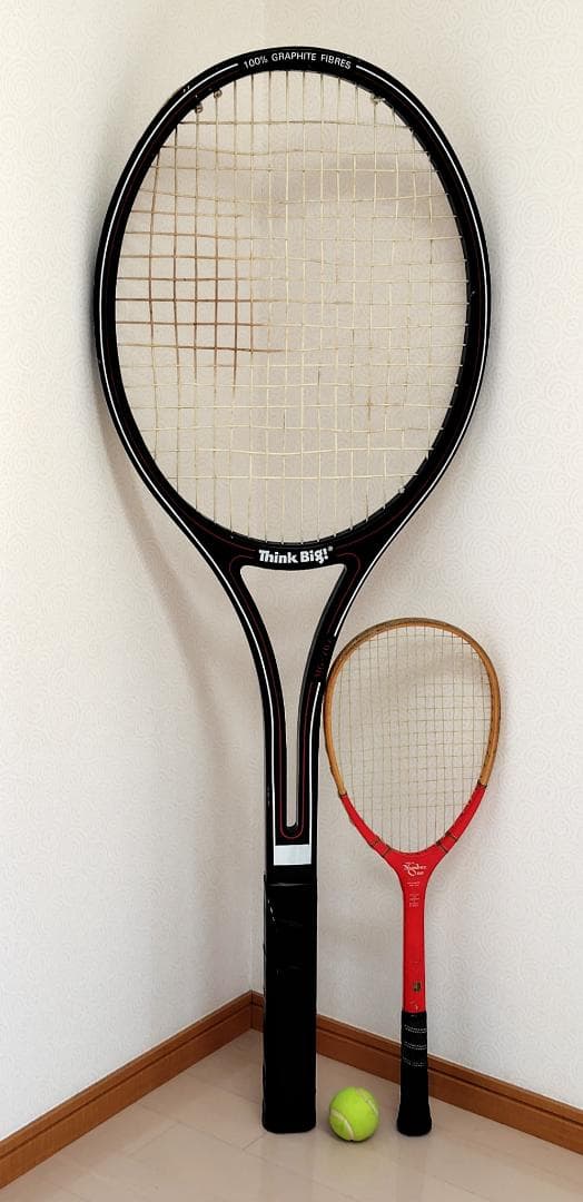テニスラケット THINK BIG　展示用　希少