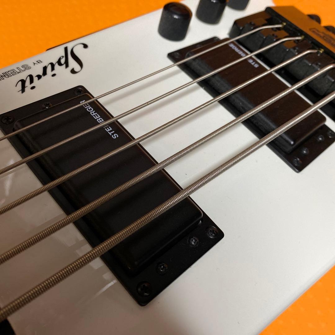 スタインバーガー 5弦ベース