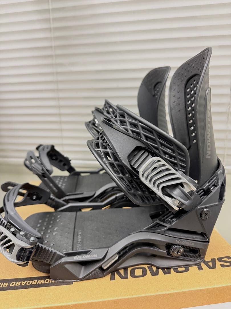 スノーボード SALOMON HOLOGRAM M SIZE 25/25