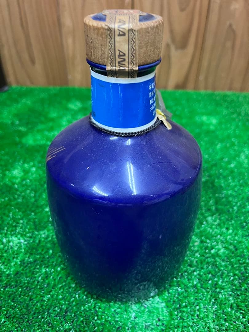 【買い物中毒】　陶器ボトル　サントリーウイスキー特級　SUNTORY