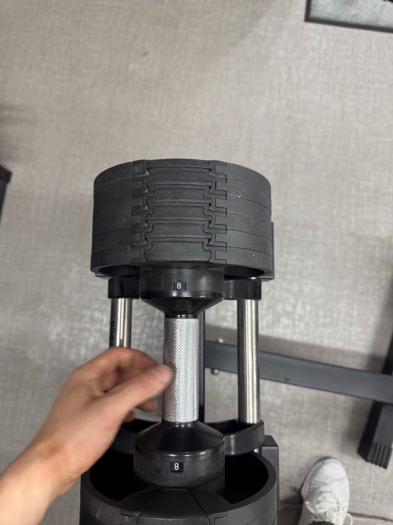 可変式ダンベル フレックスベル　スタンド付き ブラック　4キロ刻み