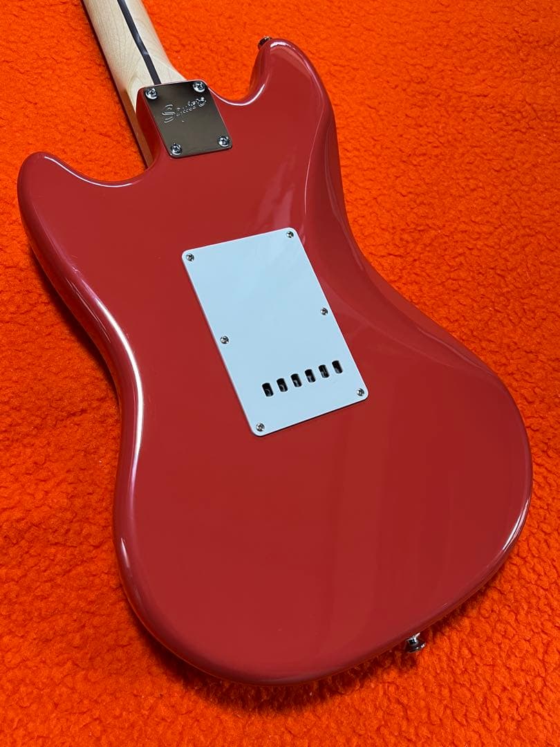 美品 Squier スクワイヤ サイクロン CYCLONE /ミディアムスケール