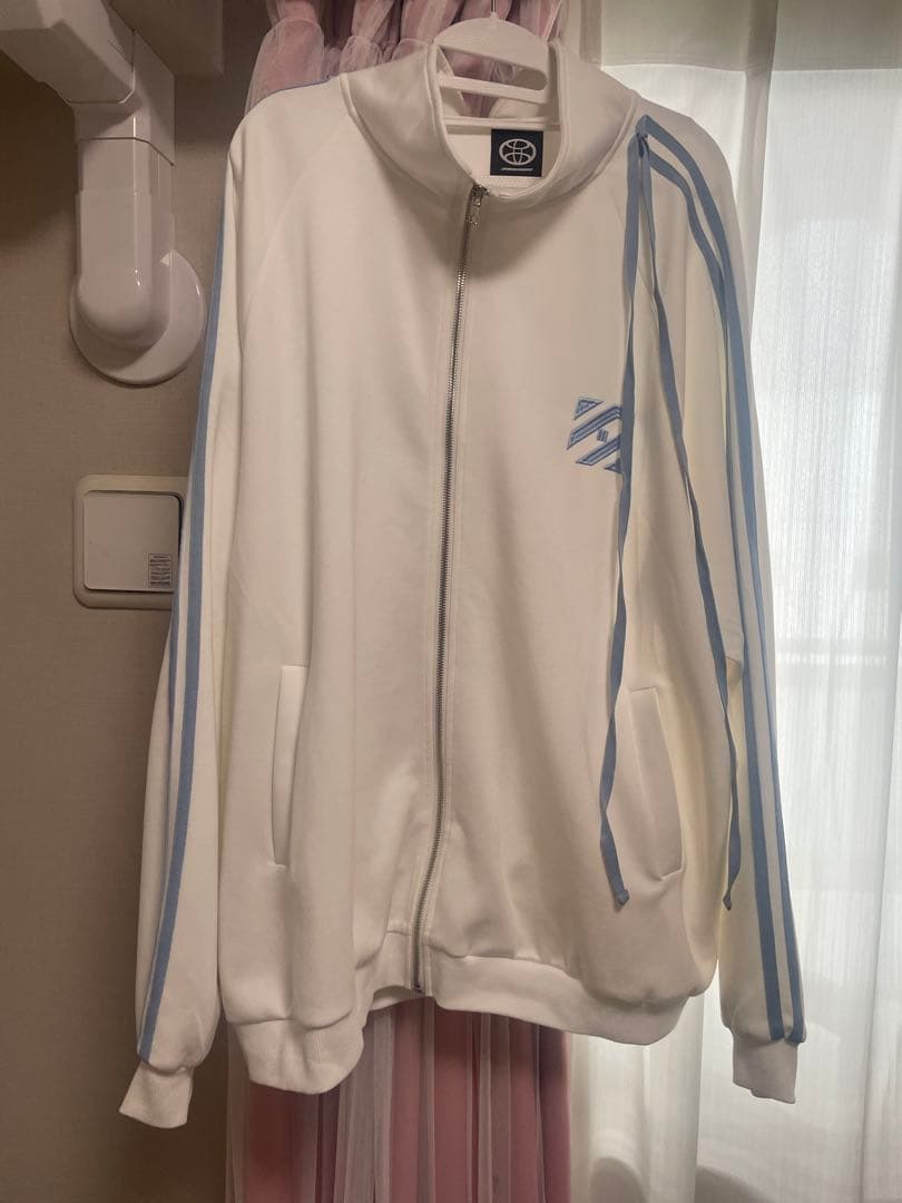 アノネノネ　長袖ジャージ　白×水色　ジャージセットアップ　長ズボン