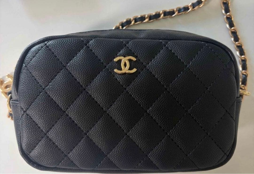 CHANEL ノベルティ チャームショルダーバック