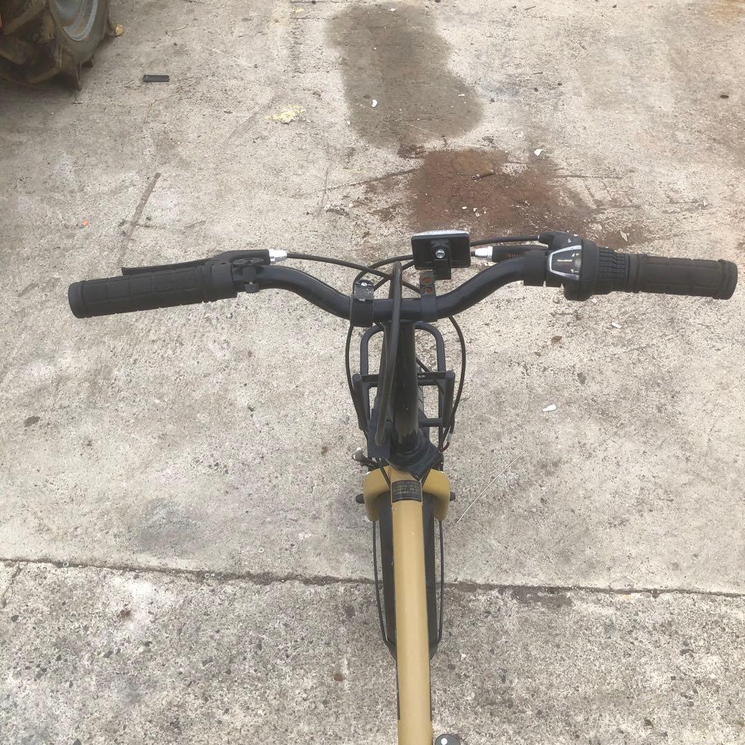 ville ヴィレ 極太タイヤ シマノ6速 りヤサス付き 折り畳み自転車