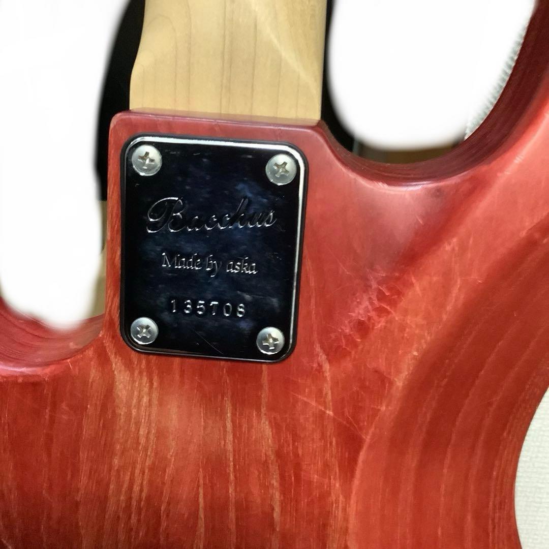 5683②⓪Bacchus バッカス　エレキベース