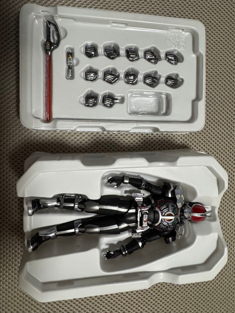 仮面ライダー　ファイズ　アクセルフォーム 真骨彫