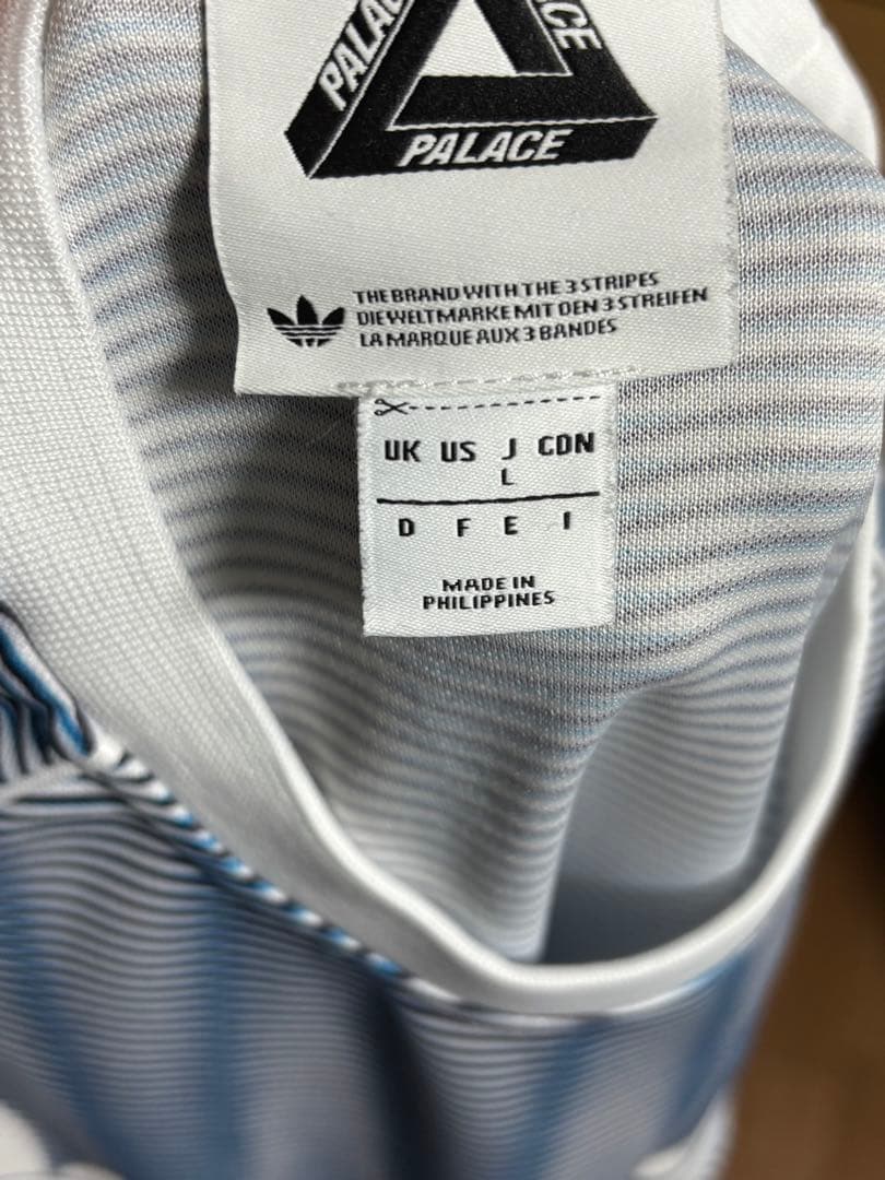 Adidas ✖︎ Palace ロンT