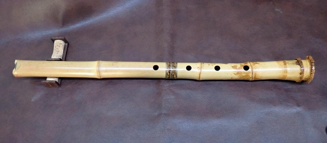 尺八 中西竹峯氏作 秀峯銘 琴古流 一尺九寸 長さ58cm 銀三線籐巻き