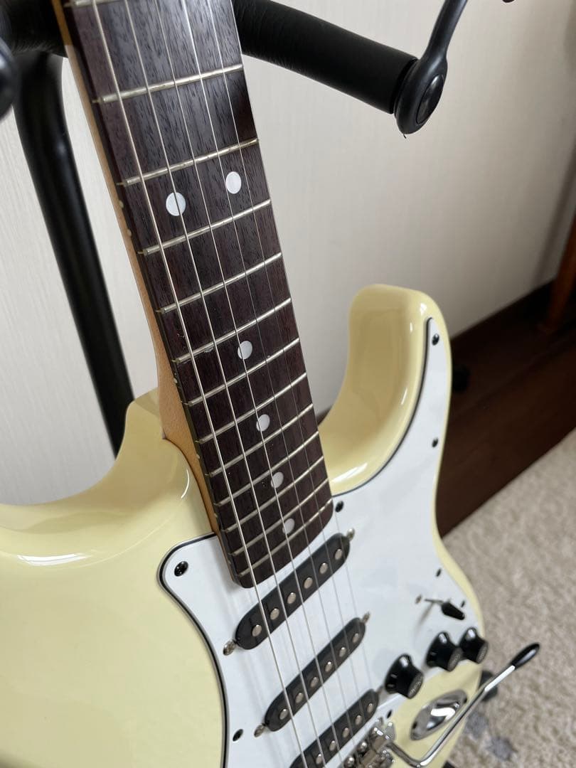 FENDER JAPAN st72ストラトキャスタ