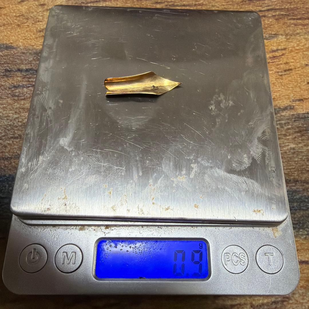 ジャンボペン　万年筆 金色ペン先 黒色本体　ワランテッド　14K