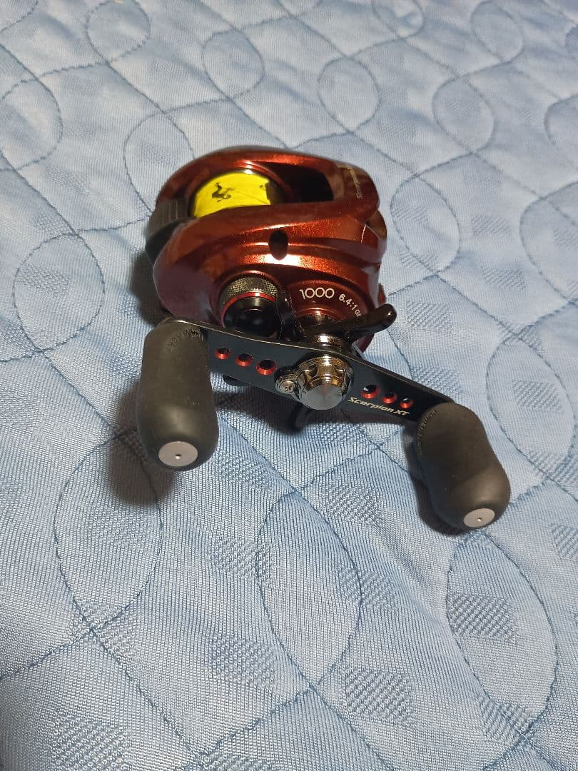 SHIMANO　Scorpion　XT 1000 右巻