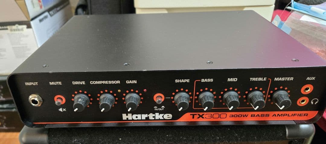 Hartke TX300 300W ベースアンプ　ハートキー