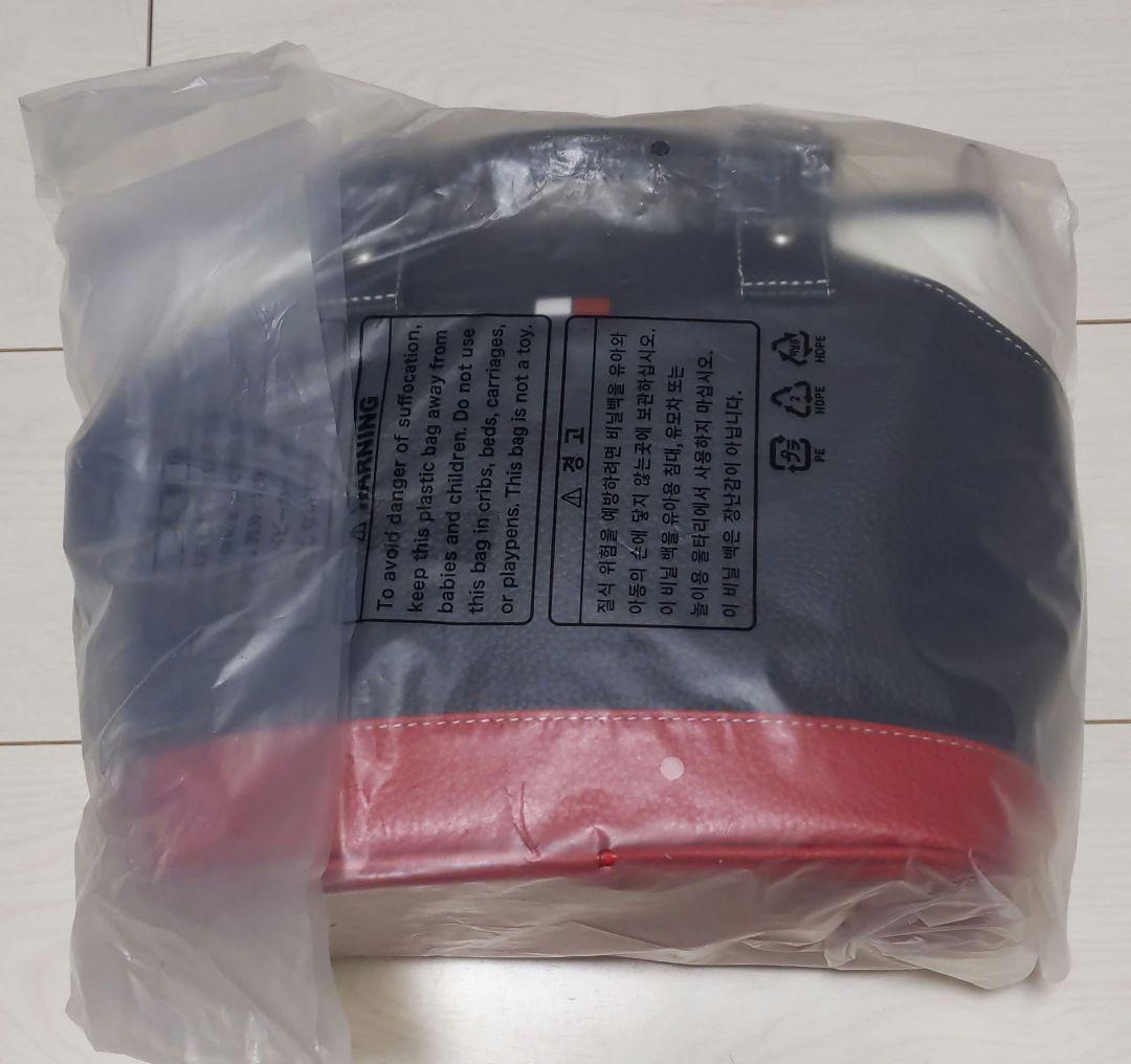 【新品未使用品】トミーヒルフィガー カートバック（ネイビー）