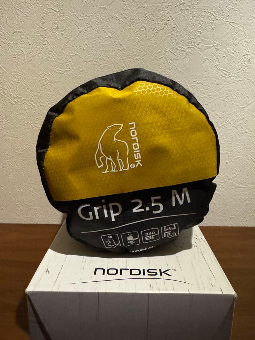 新品未使用ノルディスク インフレーターマット　キャンプマット　スリーピングマット