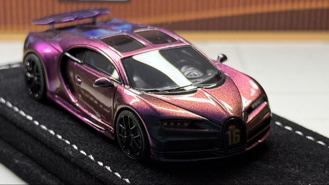 ART 1/64 ブガッティシロン スポーツ