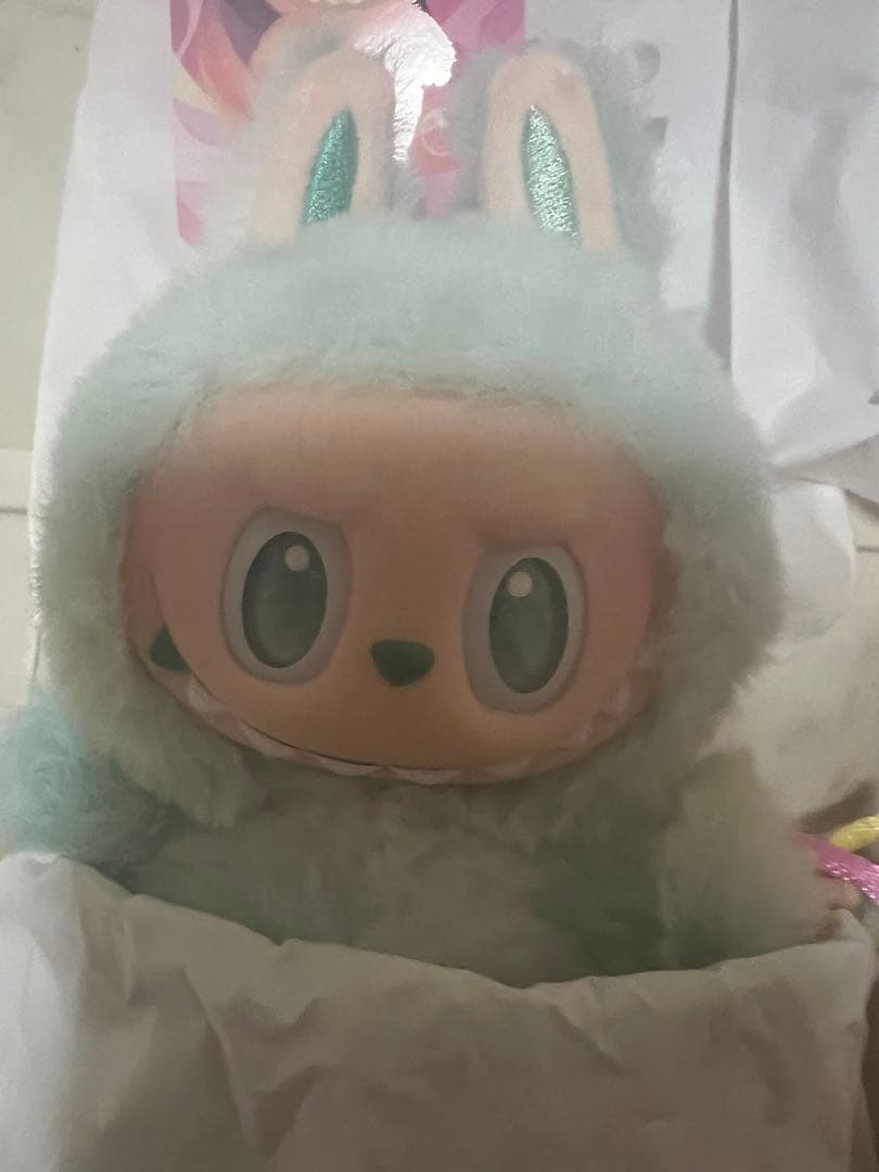 月*)様 【正規品】Labubu Big into Energy ラブブ シーク