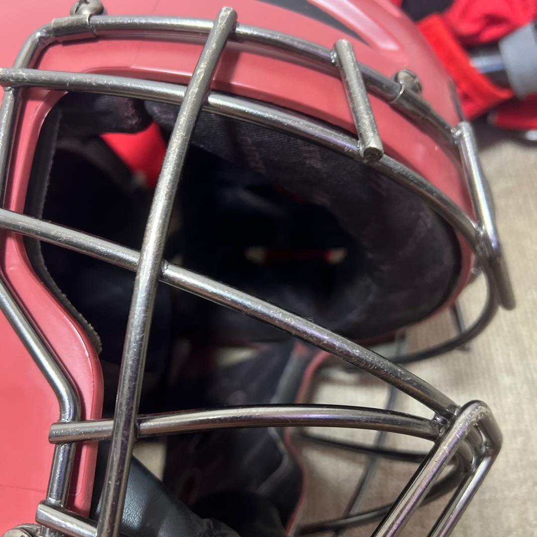 ミズノ キャッチャーマスク 赤　硬式用　サムライ