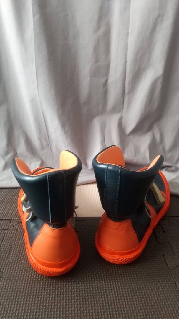 ポケモン　スピングルムーブ キバナ スニーカー