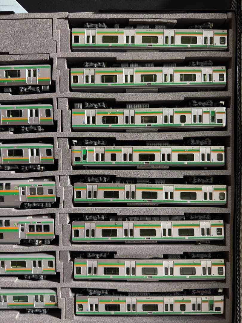 KATO E231系（東海道線仕様）15両セット