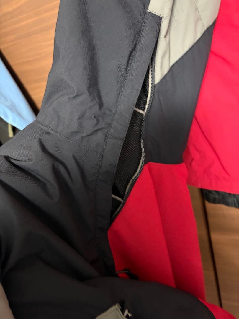 DCスノーボードウェア