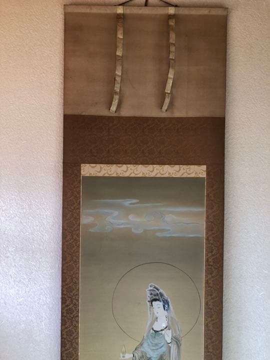 真筆 國井道成 雲上観音図       骨董 仏画 掛け軸