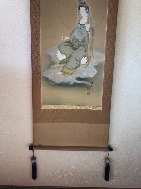 真筆 國井道成 雲上観音図       骨董 仏画 掛け軸