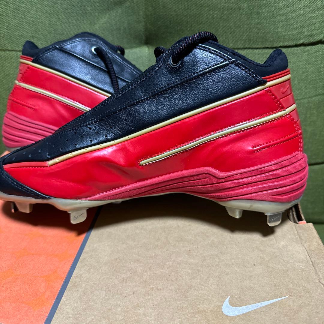 Nike エアグリフィーメタルスパイクシューズ 黒/赤