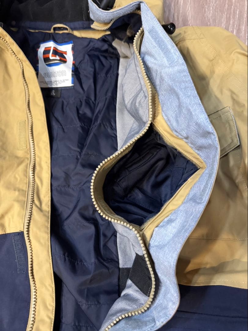 Burton バートン　スノーボードウェア　ジャケット