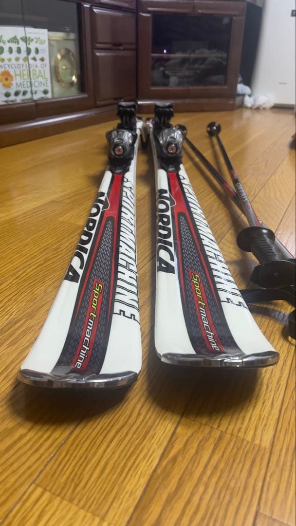 NORDICA SPORT MACHINE 70（サイズ：160cm）