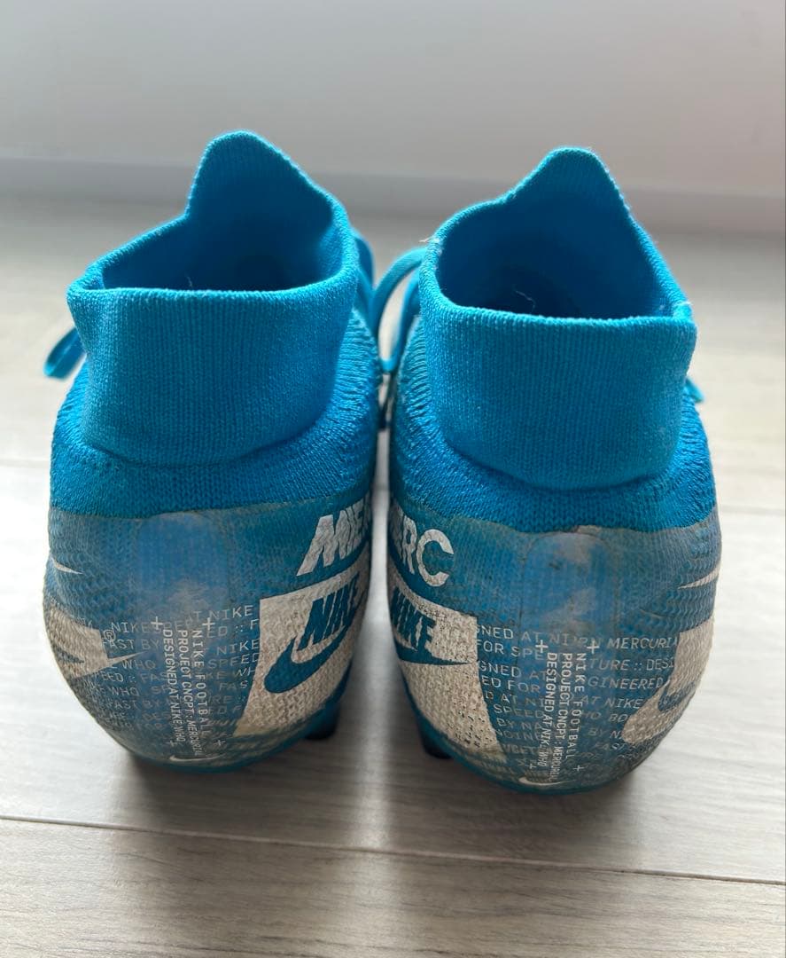 NIKE マーキュリアル ヴェイパー13 AG（人工芝）