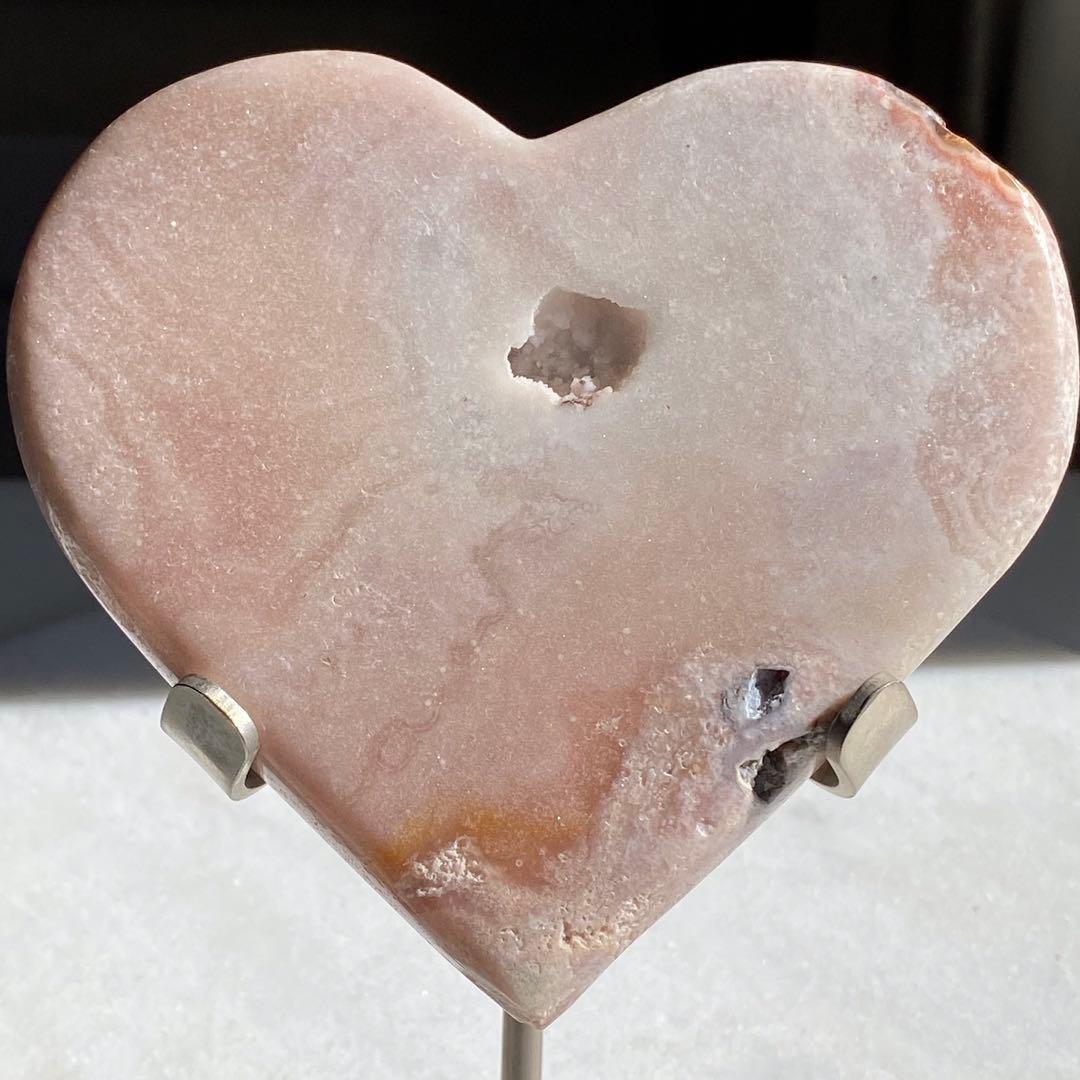 ★★★破格最終特価【 美しい ピンクアメジスト ハート 台座付き481g