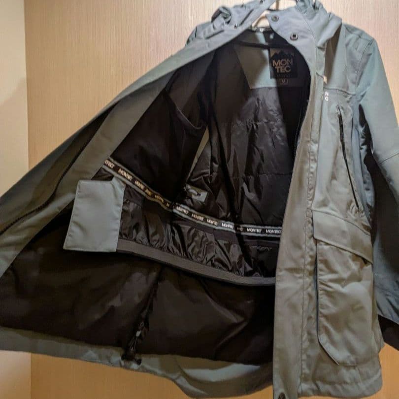 【MONTEC】モンテックジャケット スキーウェア М（Lサイズ向き）
