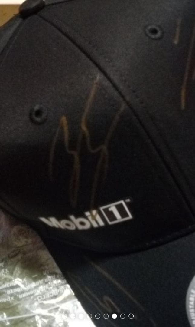 6人カーレーサーサイン入り帽子激レア本物保証