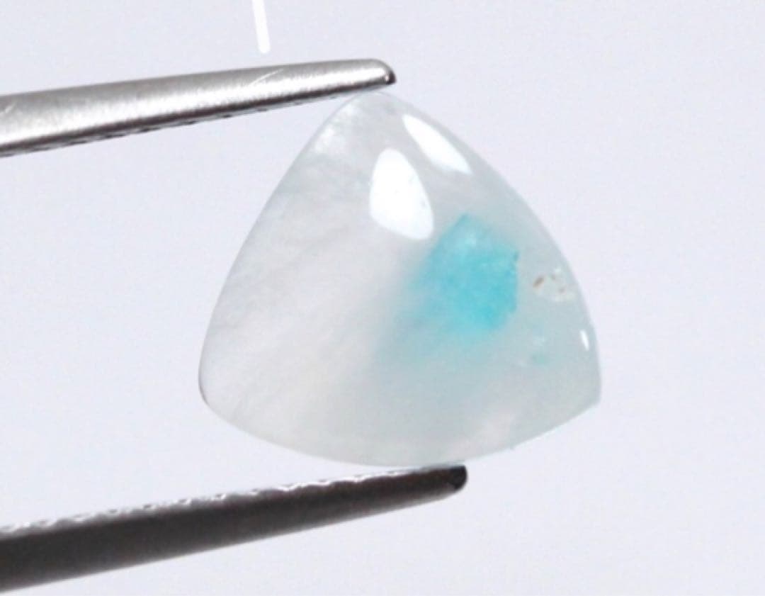 パライバトルマリンインクォーツ　1.54ct