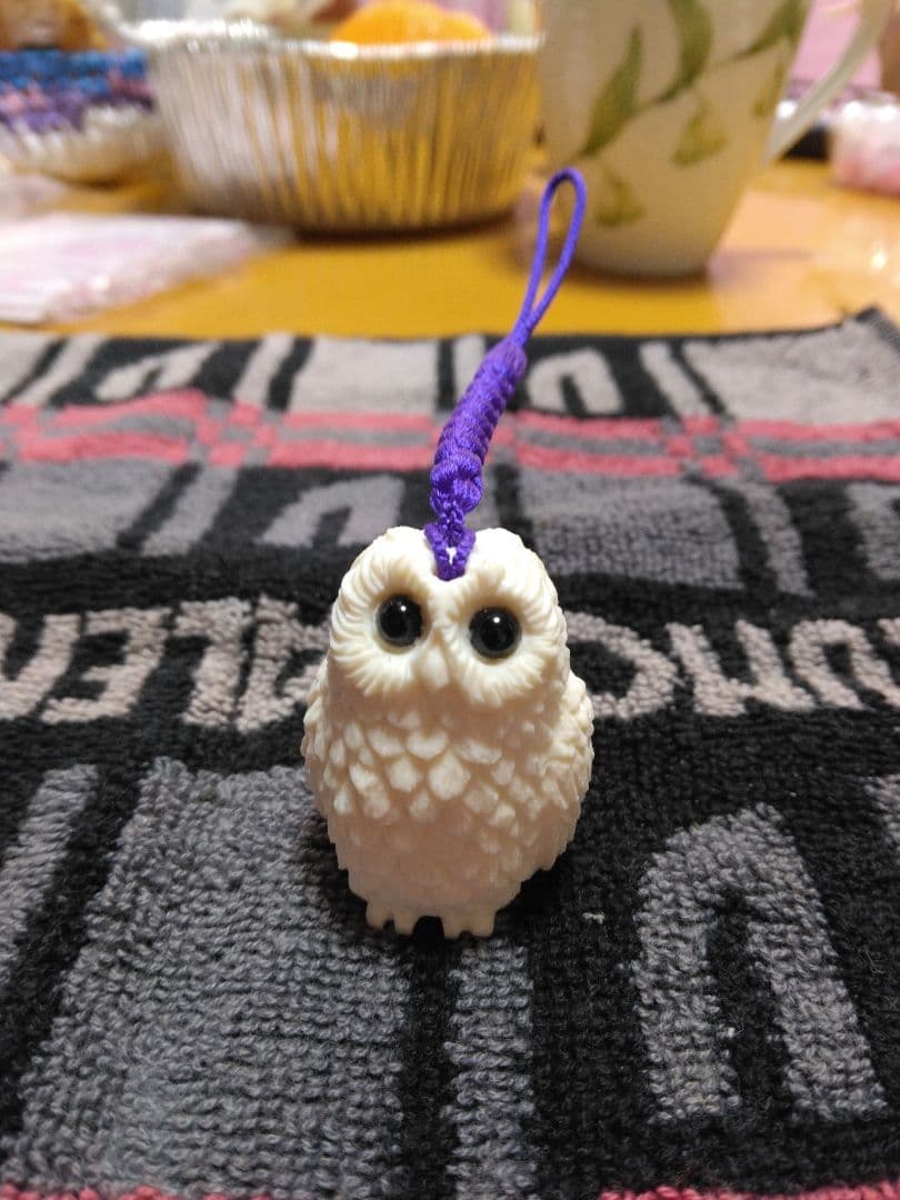 天然素材牙彫刻フクロウ根付け新品3.5x2.5cm