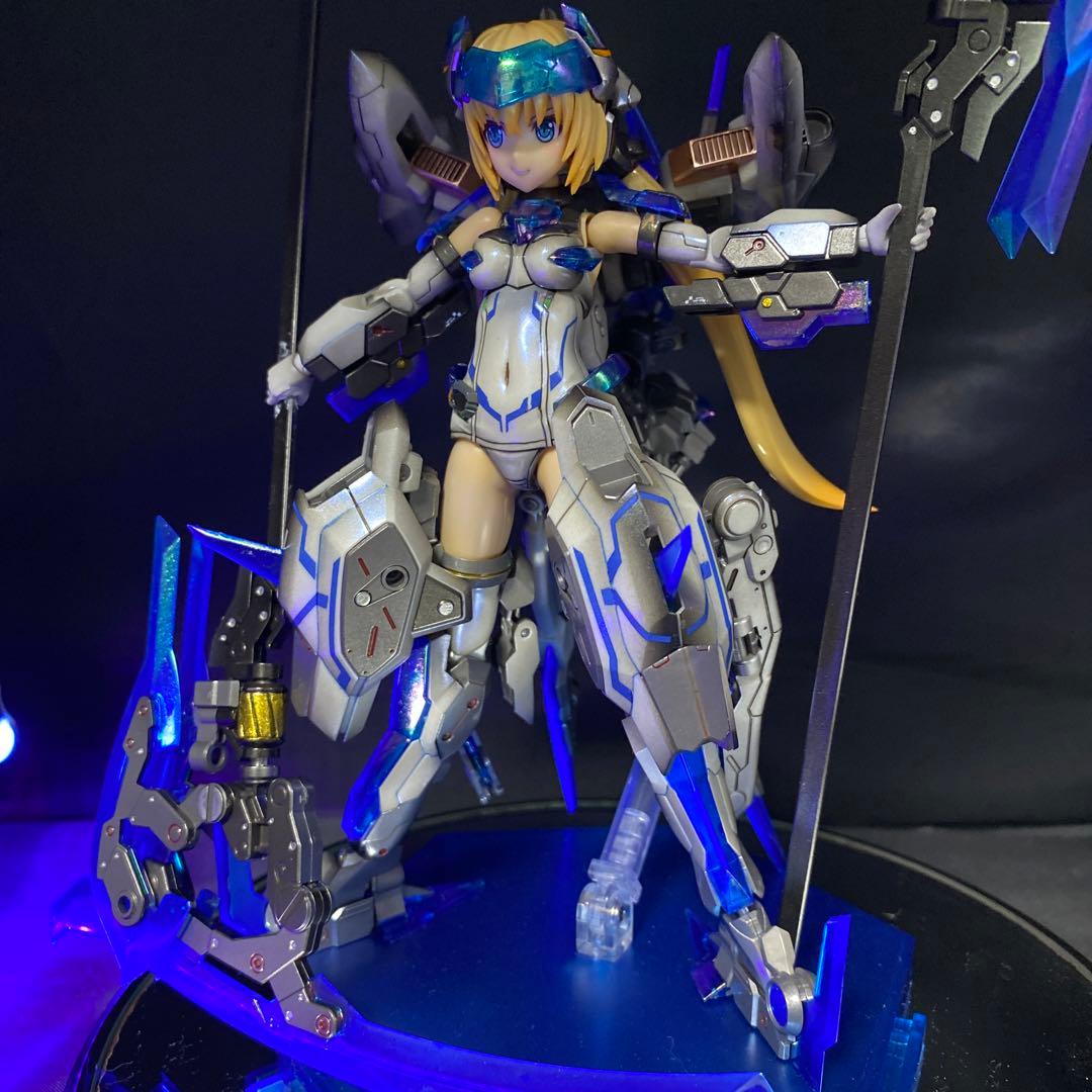 壽屋 フレームアームズ・ガール フレズヴェルク=アーテル 塗装済み 完成品