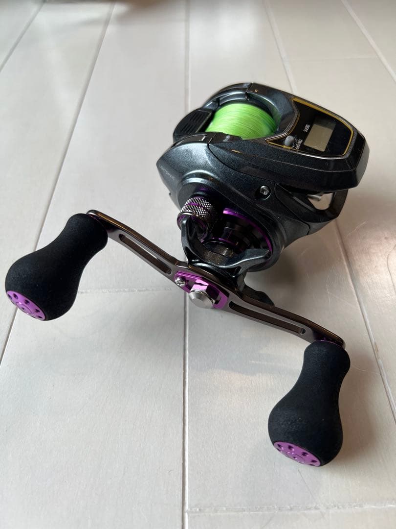 ダイワ 紅牙 XIC 右ハンドル ベイトリール