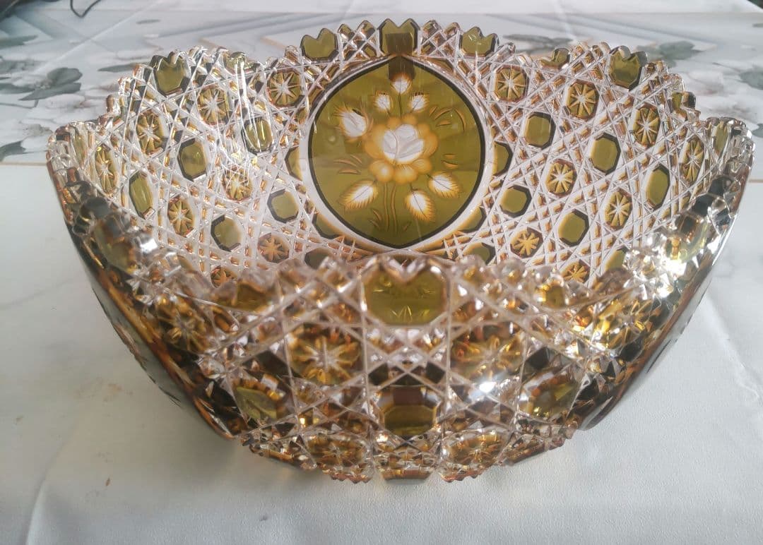 新春セール美品❗️箱付きマイセン クリスタル オリーブグリーン 花瓶 ボウル